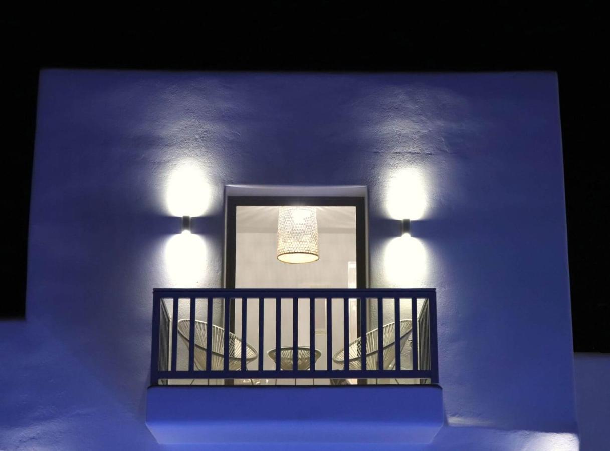 Beach Apartment Thalia With Hot Tub And Sea View アギオス・プロコピオス エクステリア 写真